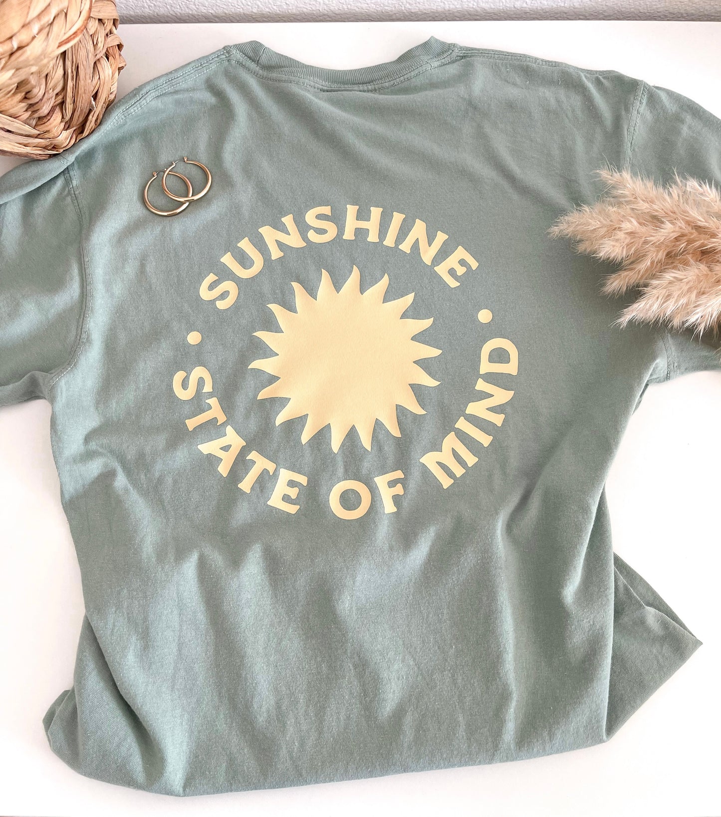 sunshine state of mind graphic tee | boho graphic tee | trendy graphic tee | gift for her