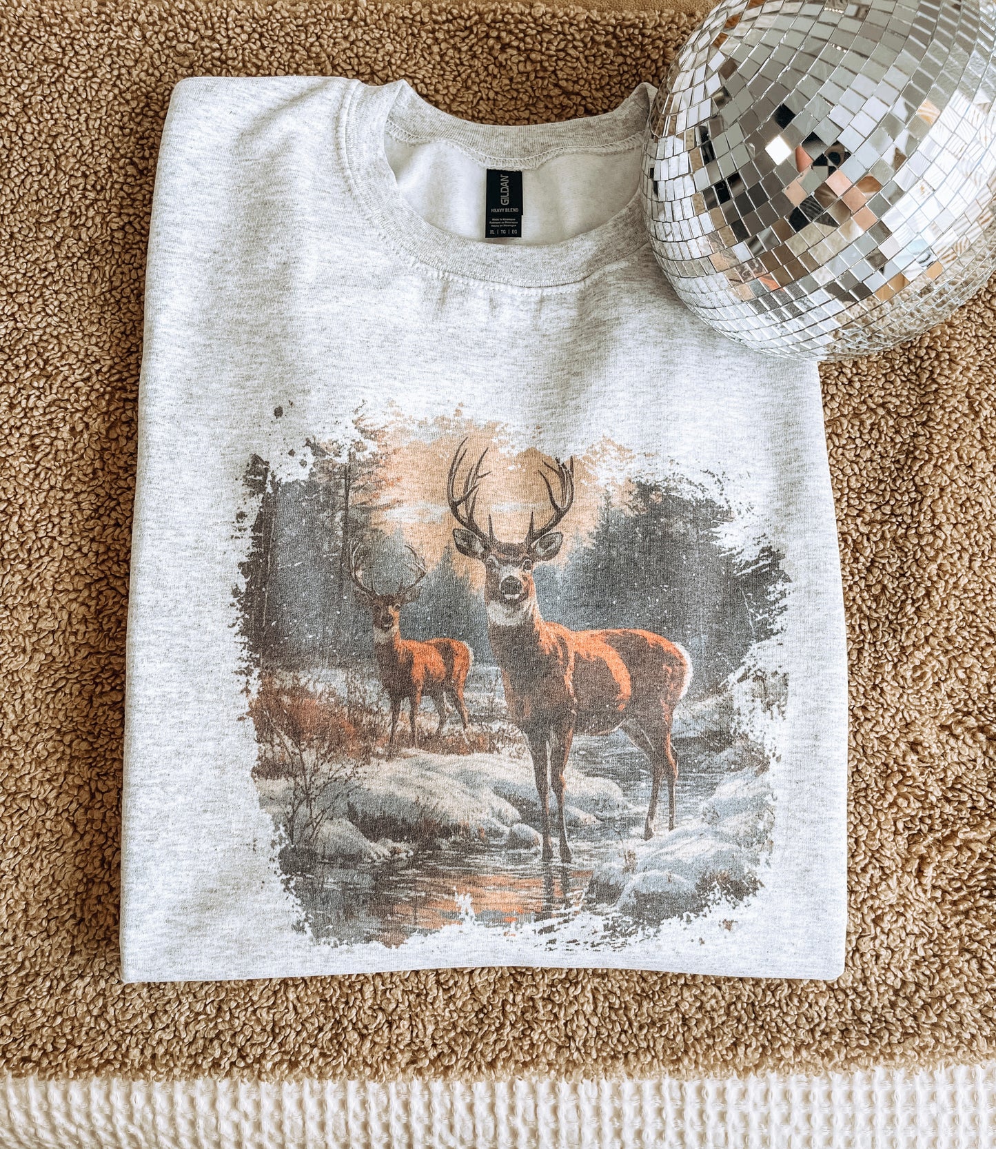 Winter Animal Graphic sweatshirt