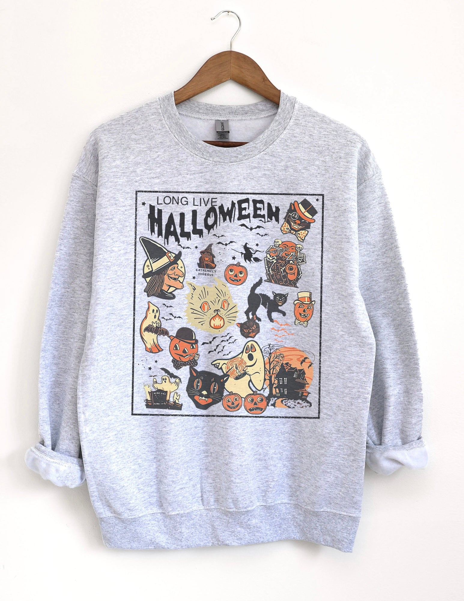 Vintage Halloween hot crewneck