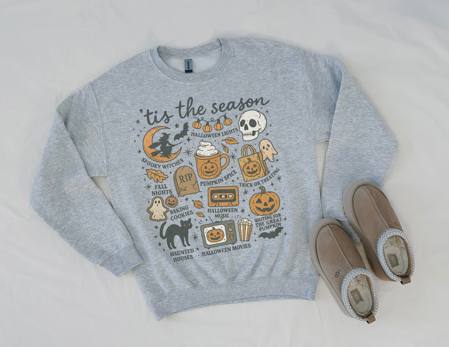 Tis the season Halloween graphic