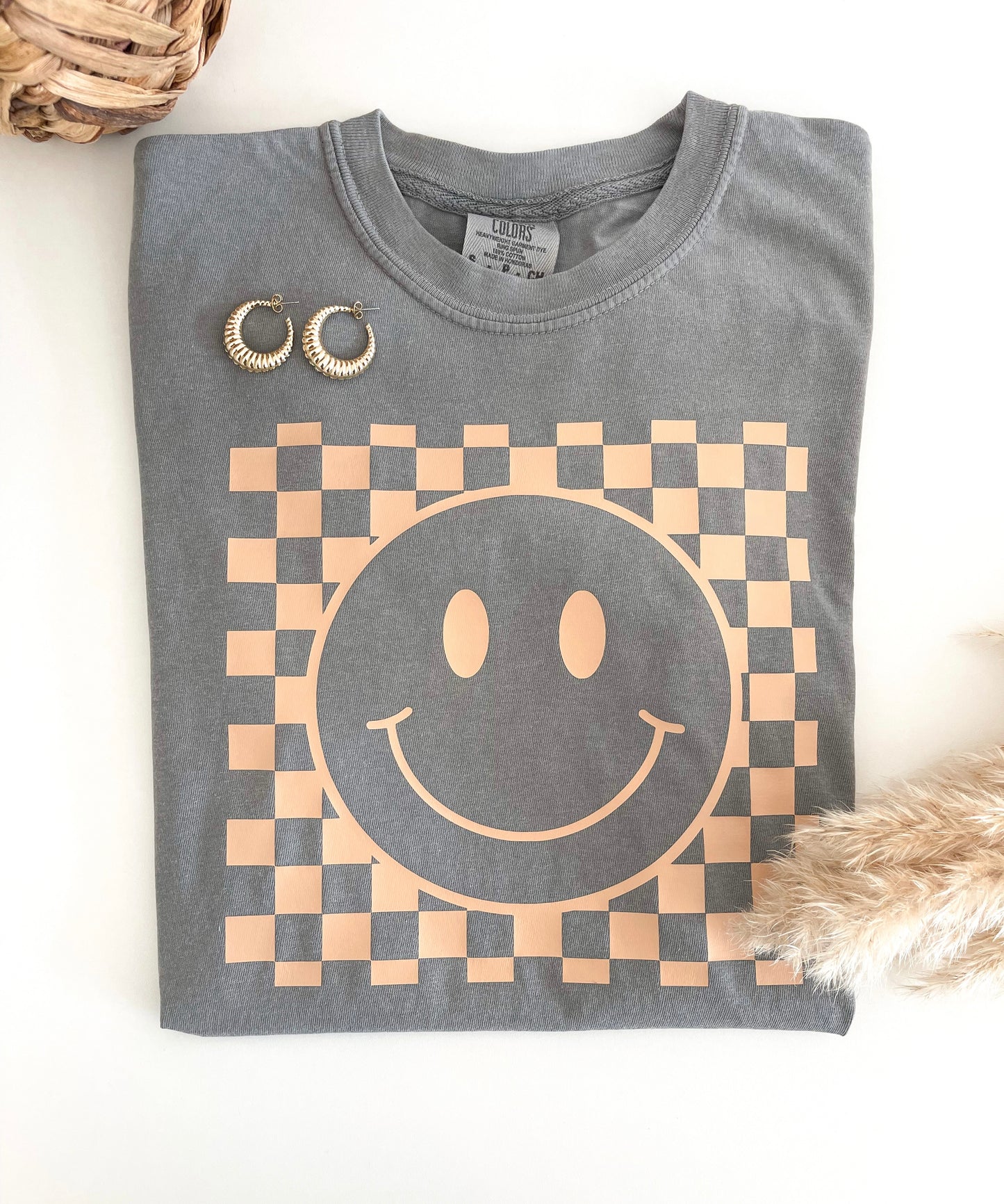 Checkered happy face graphic tee | happy face graphic tee | trendy graphic tee | retro graphic tee | gift for her